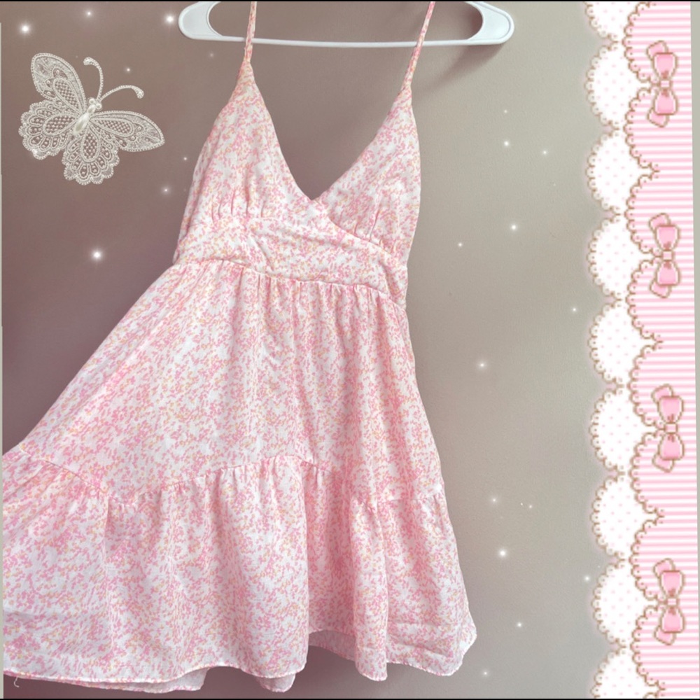 🐇 showpo floral flirty dress 🐇
